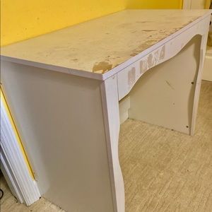 White Working/Craft Desk